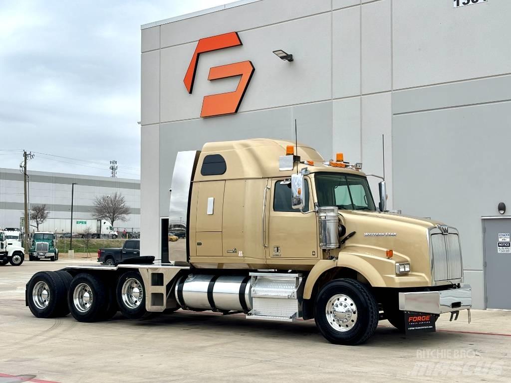 Western Star 4900 Conventional Trucks / Tractor Trucks