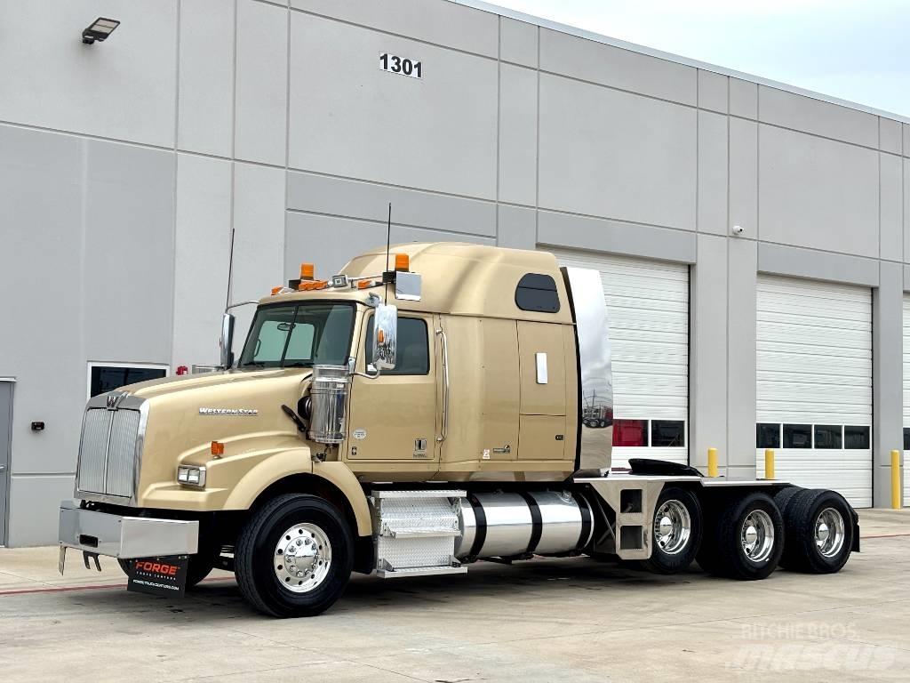 Western Star 4900 Conventional Trucks / Tractor Trucks