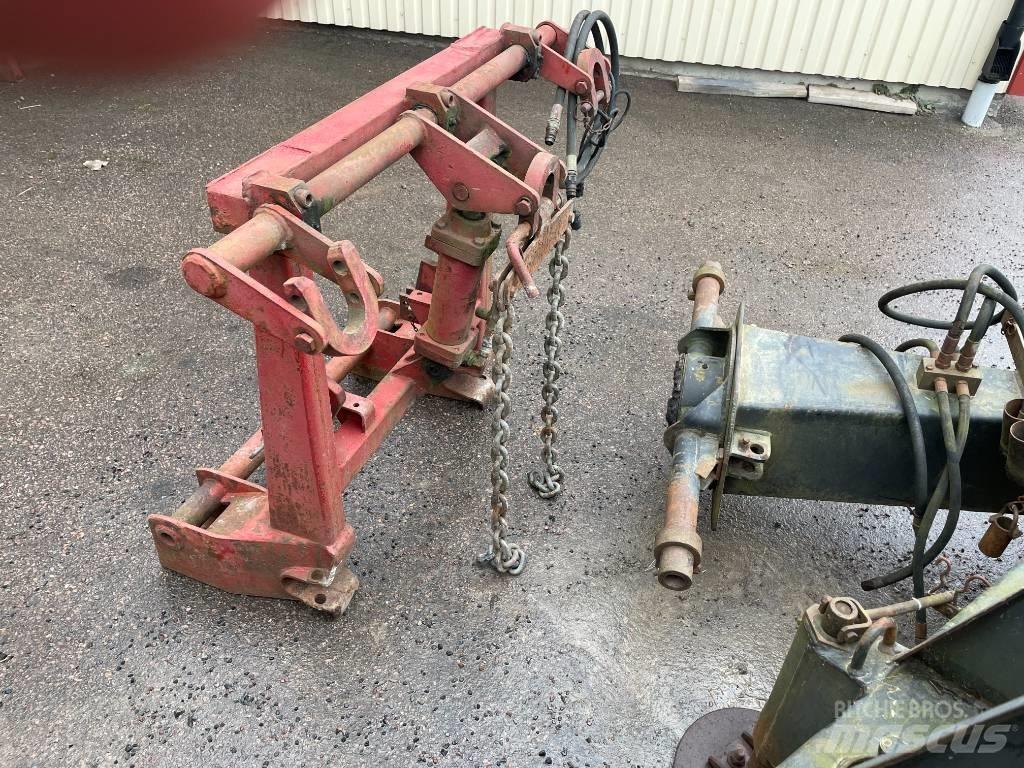 Mählers Diagonalplog Snow Grooming Equipment