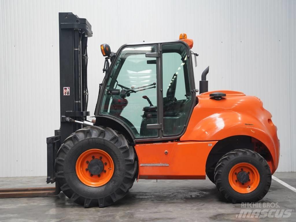 Ausa C 500 H X4 Rough Terrain Trucks