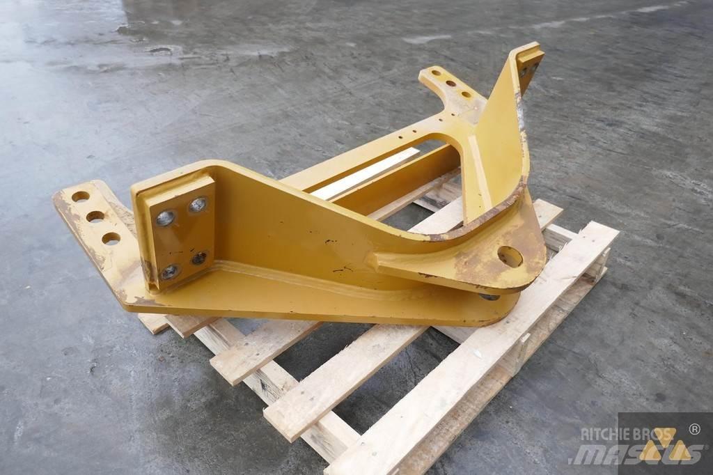 CAT 140M3 Drawbar Other Components
