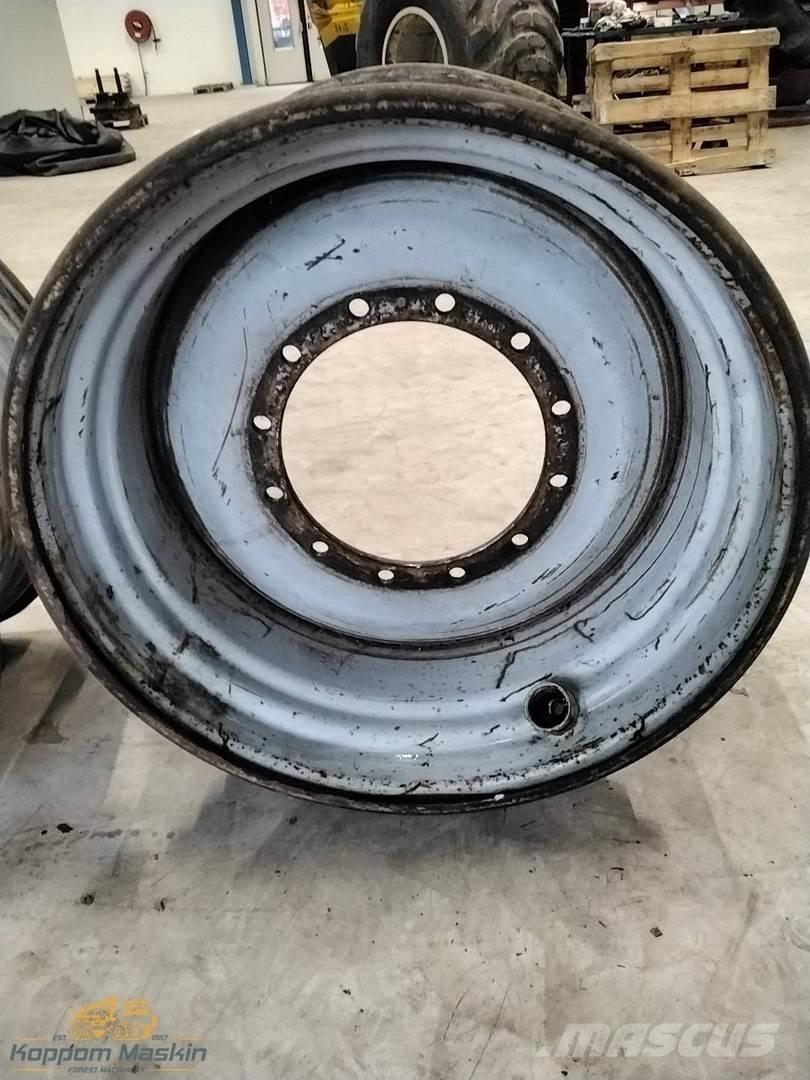 Valmet 901 20x34 Tires, wheels and rims