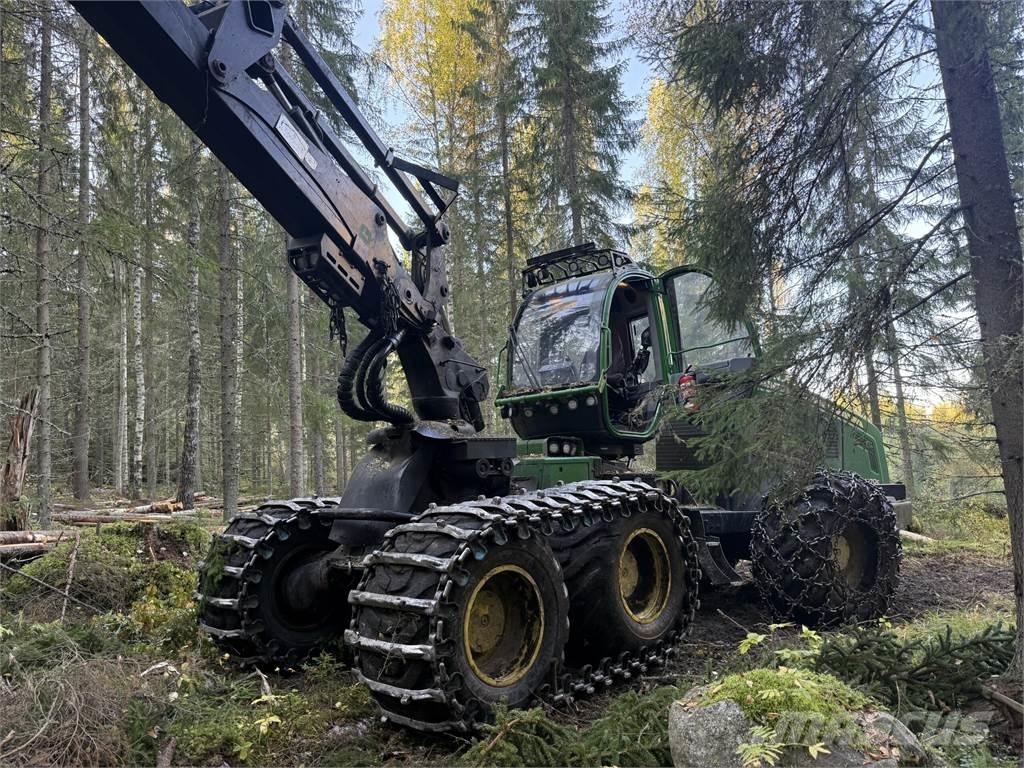 John Deere 1270E Harvesters
