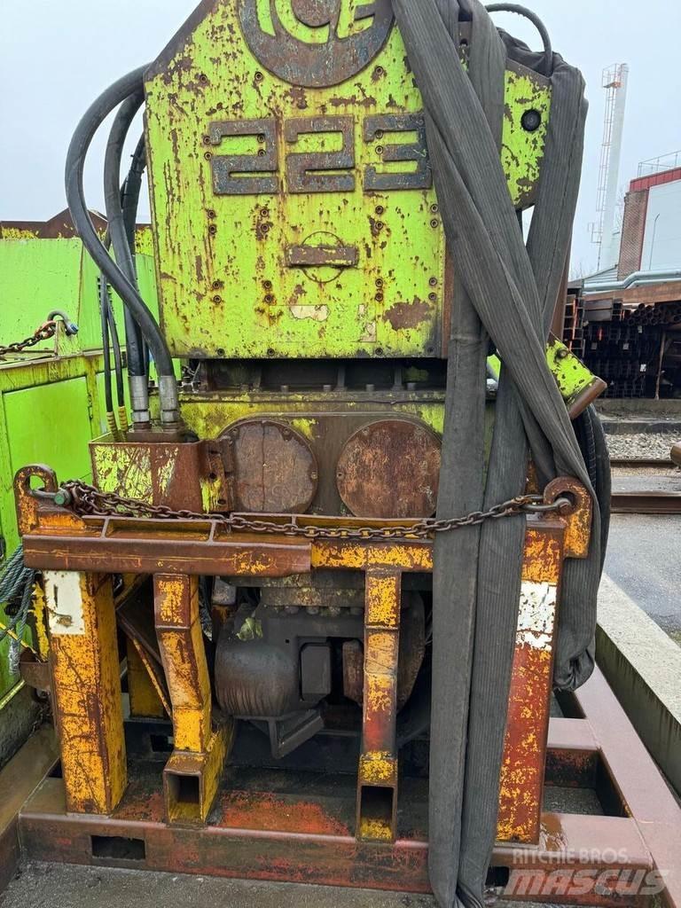  ICE 223 Hammers / Breakers