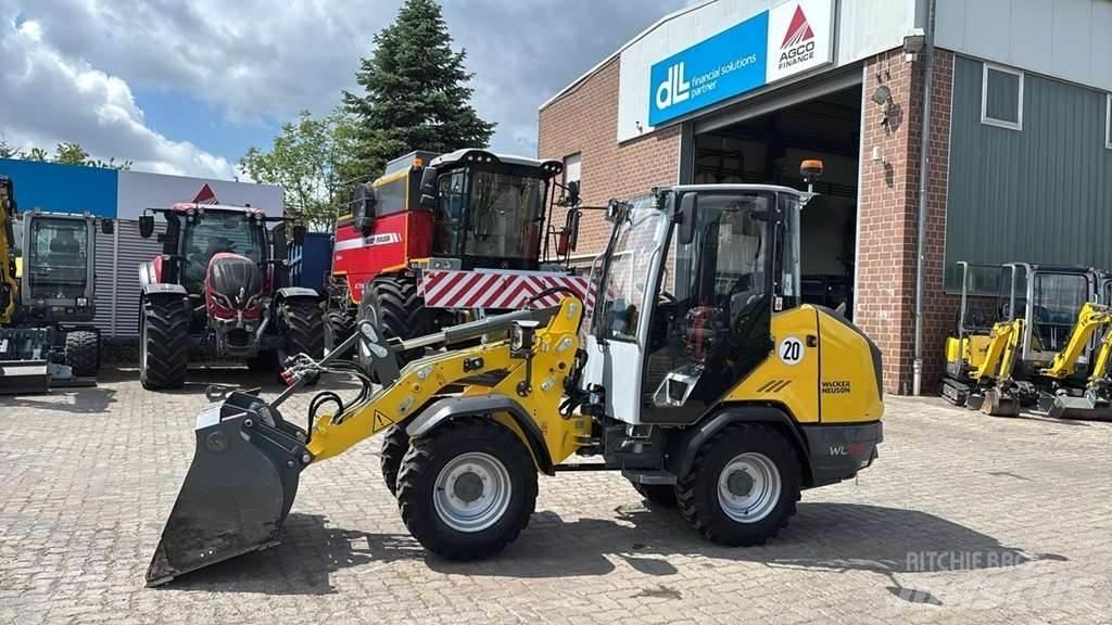 Wacker Neuson WL28 Wheel Loaders