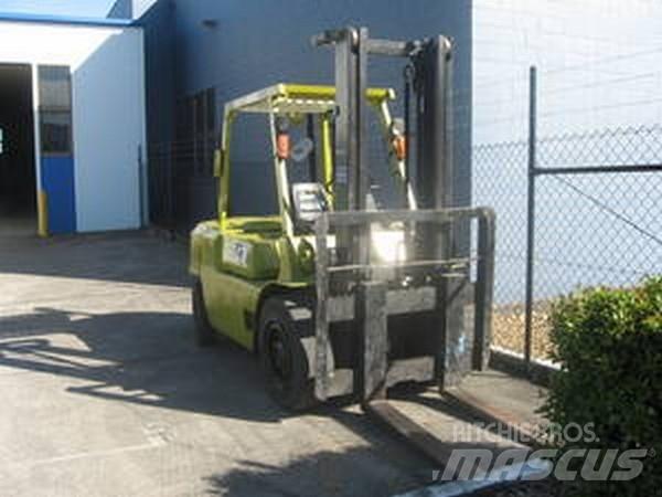 Mitsubishi FD45 Misc Forklifts