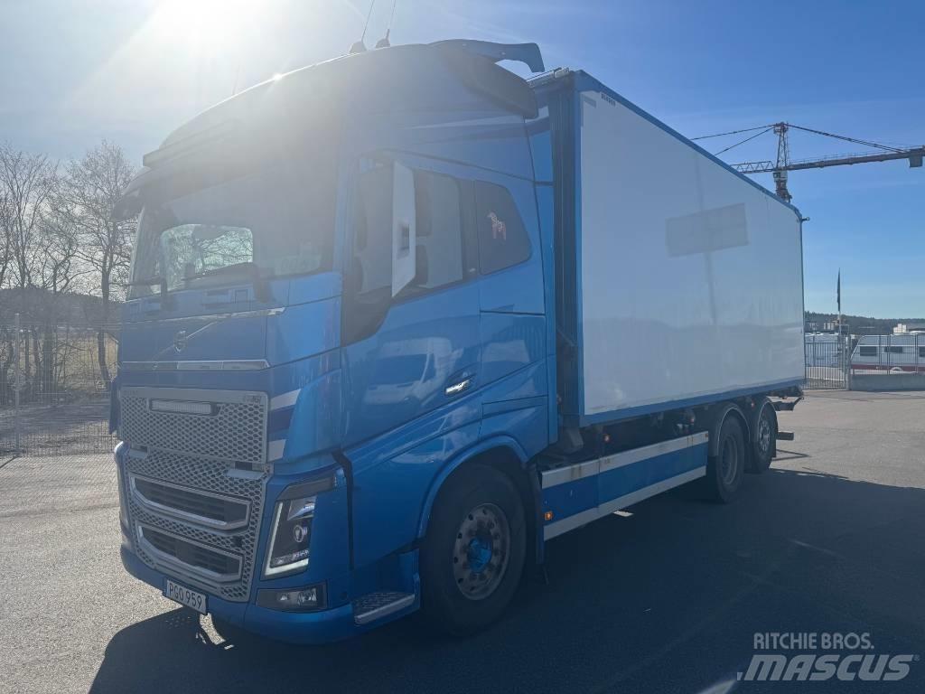 Volvo FH 750 Wood Chippers