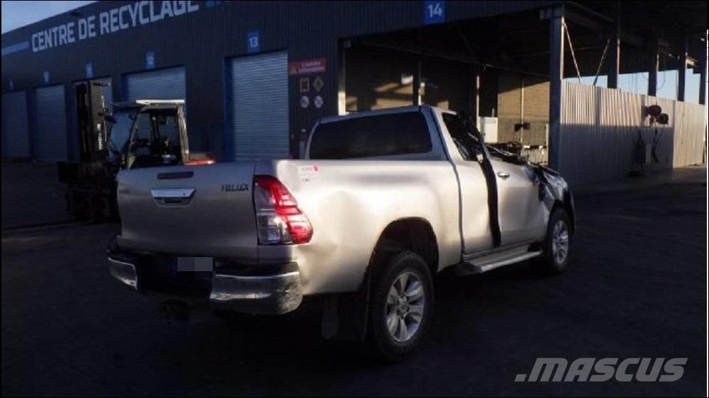 Toyota Hilux 5 Other
