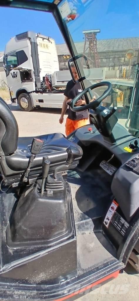 Manitou MSI 30 D Diesel Forklifts