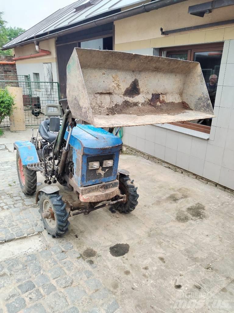  Zemědělský traktor Tractors