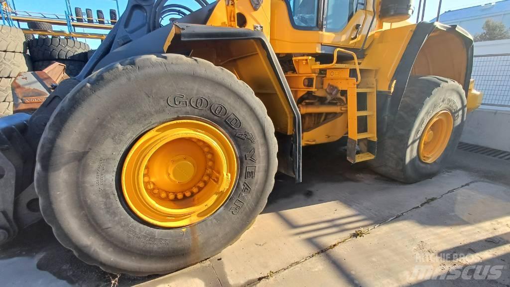Volvo L 180 F Wheel Loaders