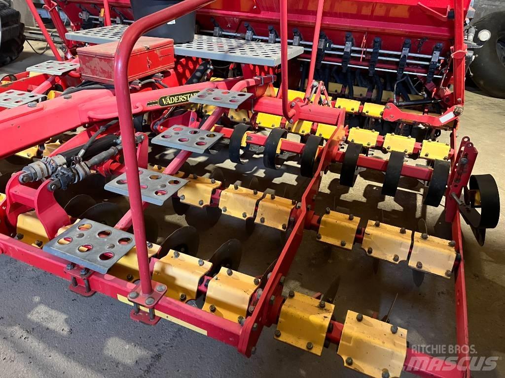 Väderstad Rapid400C Drills