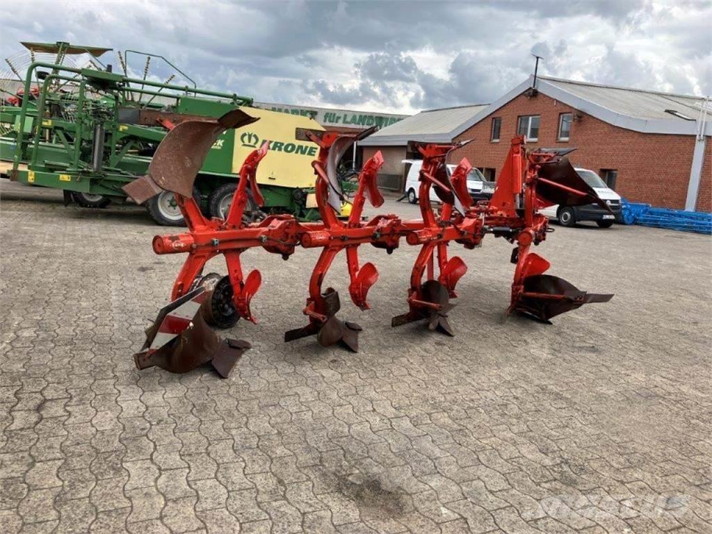Kuhn Varimaster Plows