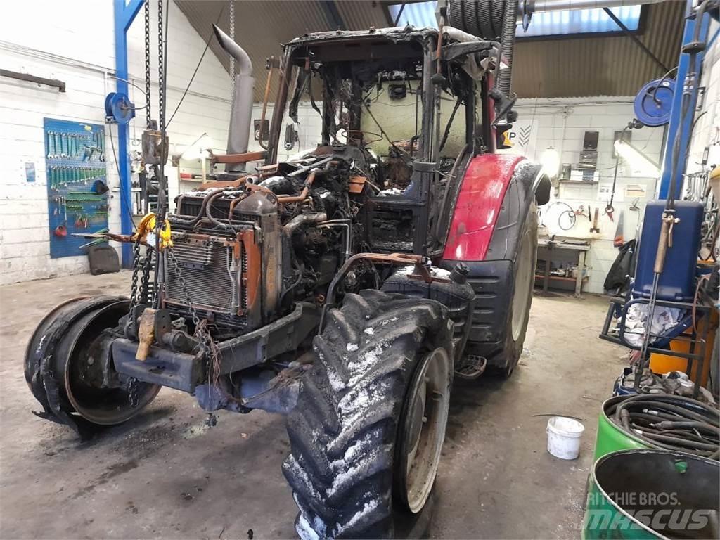Valtra N163 Tractors