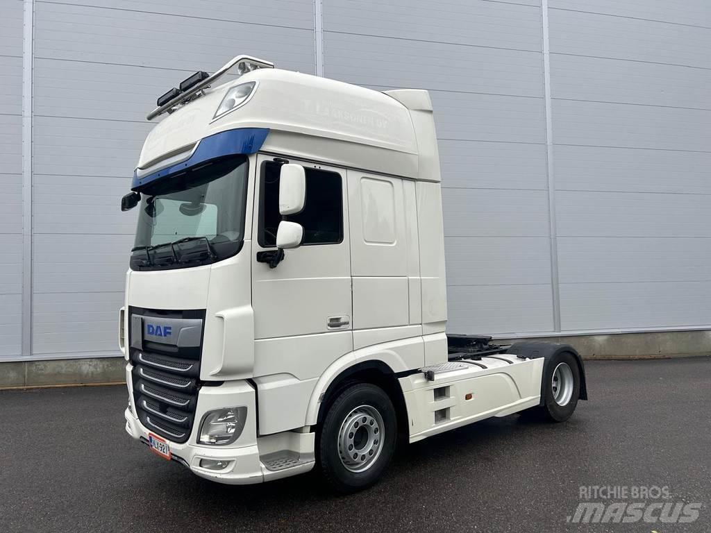 DAF XF Conventional Trucks / Tractor Trucks