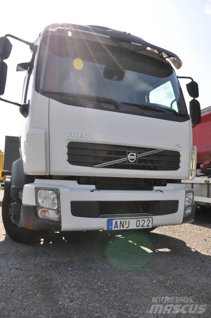 Volvo FL240 4x2 Cab & Chassis Trucks