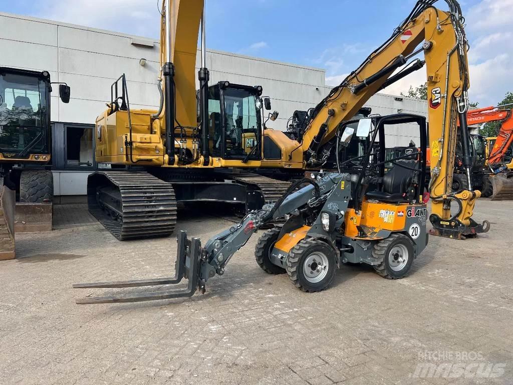 GiANT G1100 Wheel Loaders