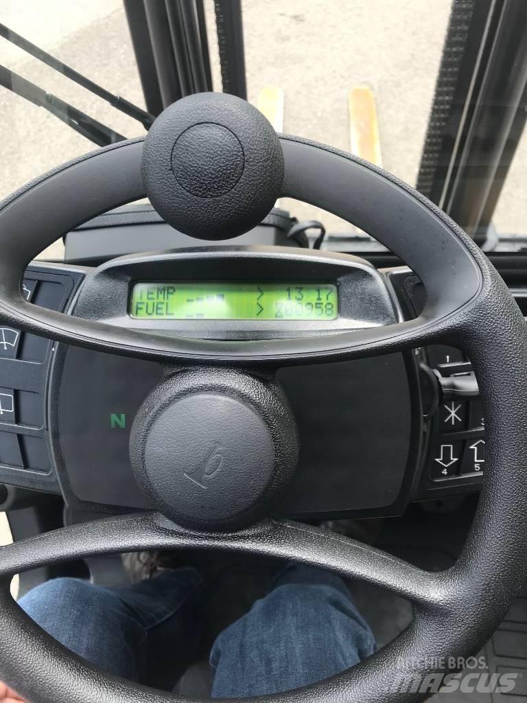 Yale GDP35VX Diesel Forklifts