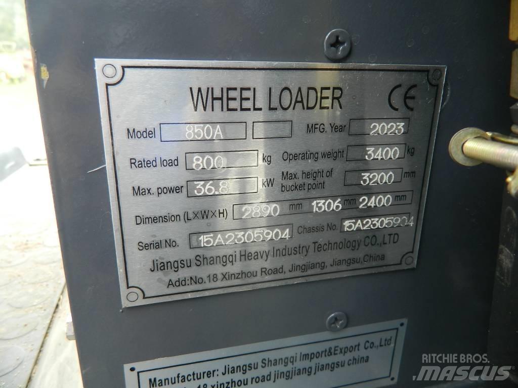 Attack 850A Front Loaders