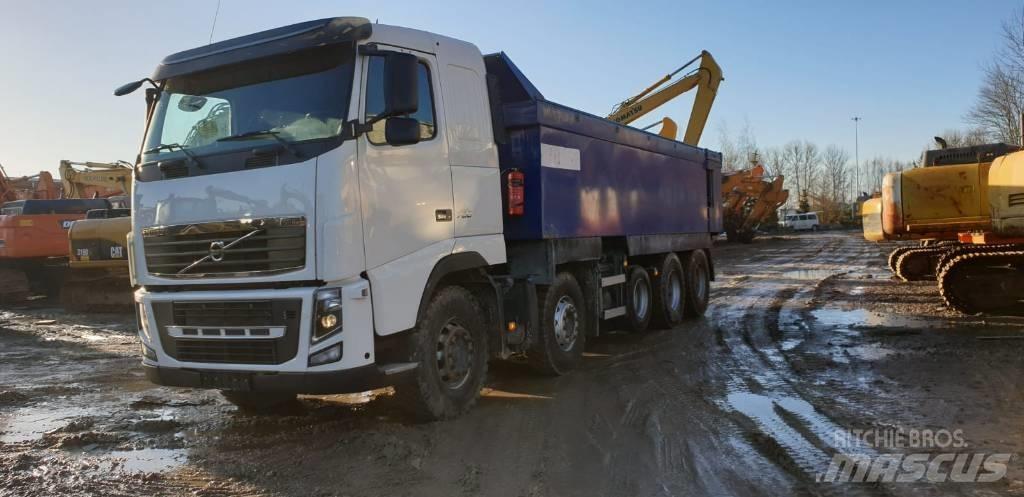 Volvo FH16 Skip loader trucks