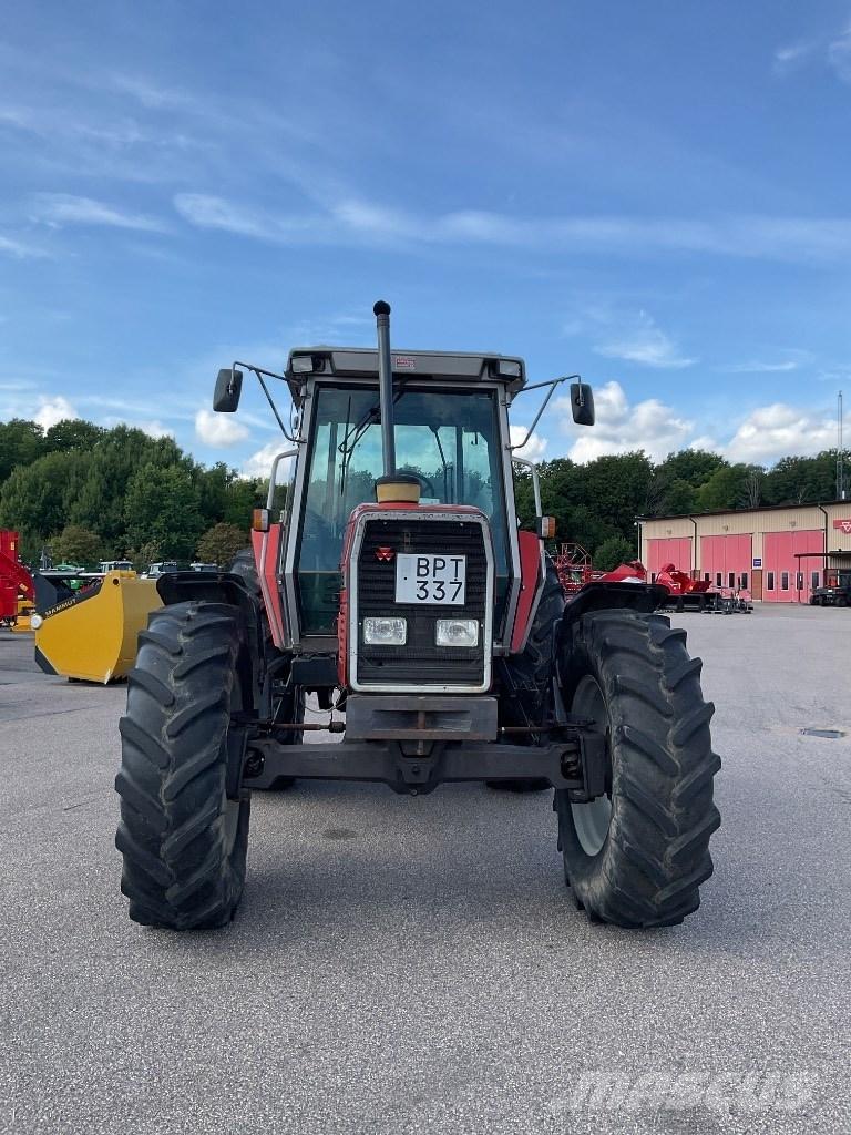 Massey Ferguson 3115 Tractors