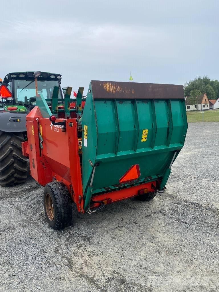 Kverneland KD832 Shredders