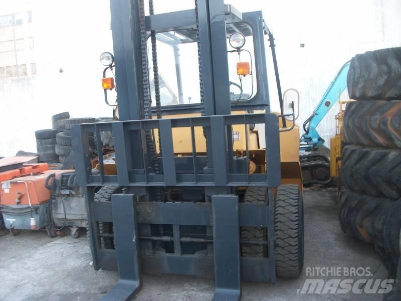 TCM FVD60Z5 Diesel Forklifts