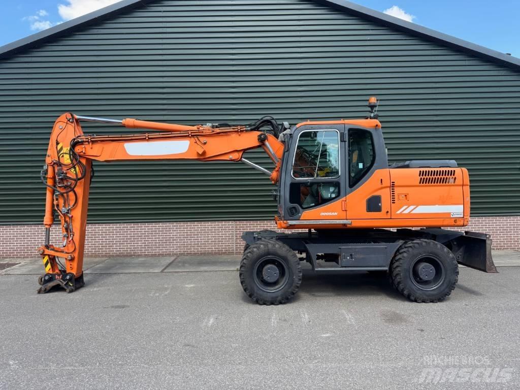 Doosan DX 170 W Wheeled Excavators