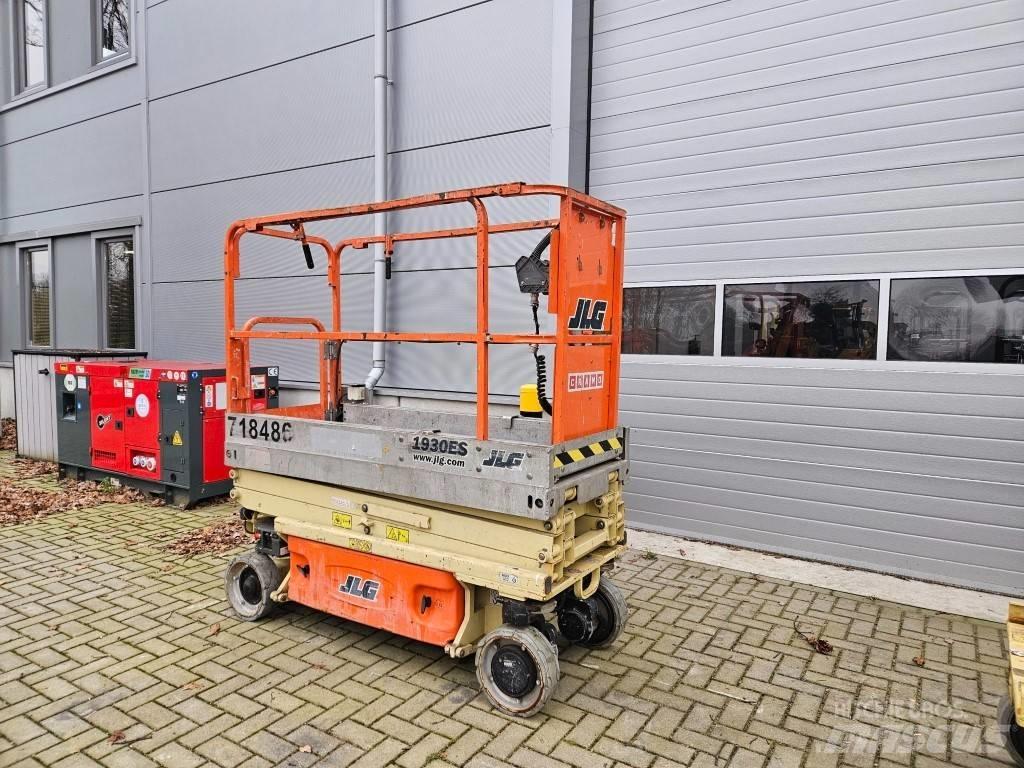 JLG 1930 ES Scissor Lifts