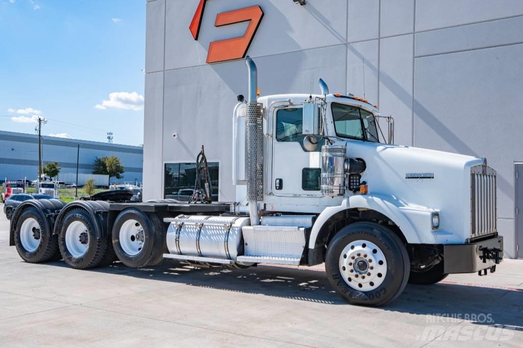 Kenworth T 800 Conventional Trucks / Tractor Trucks