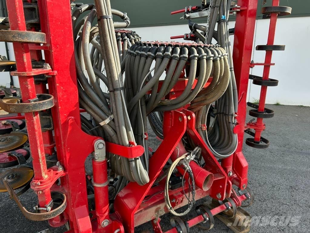 Horsch Tiger 6 LT Cultivators