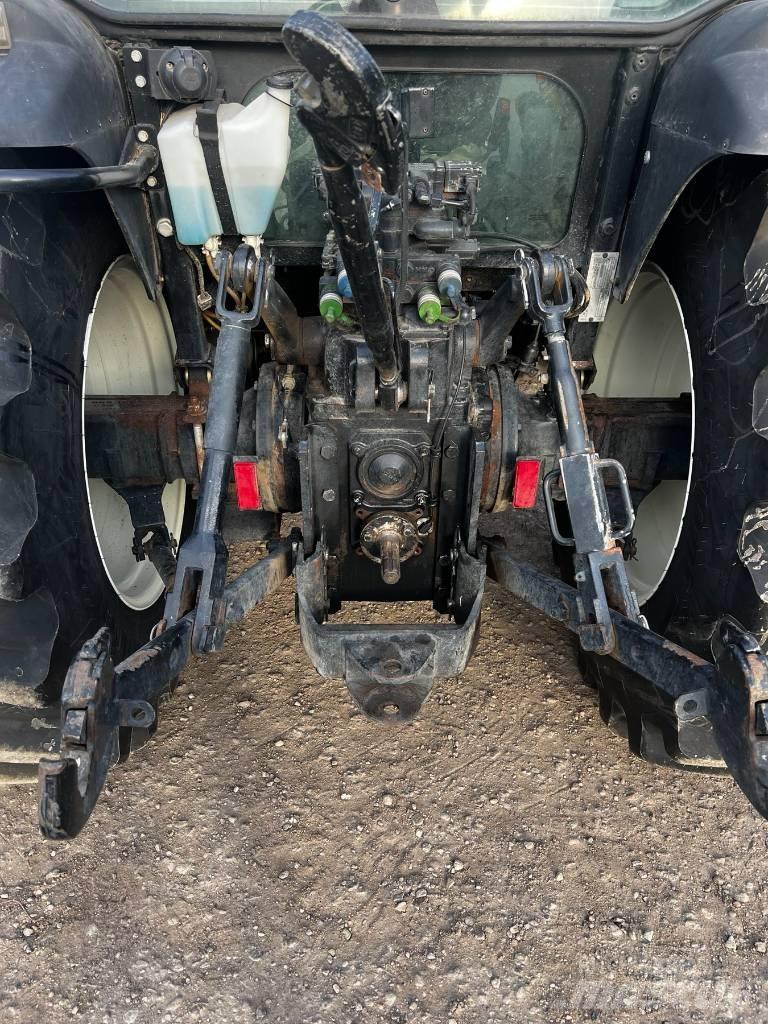 New Holland T 4050 Tractors