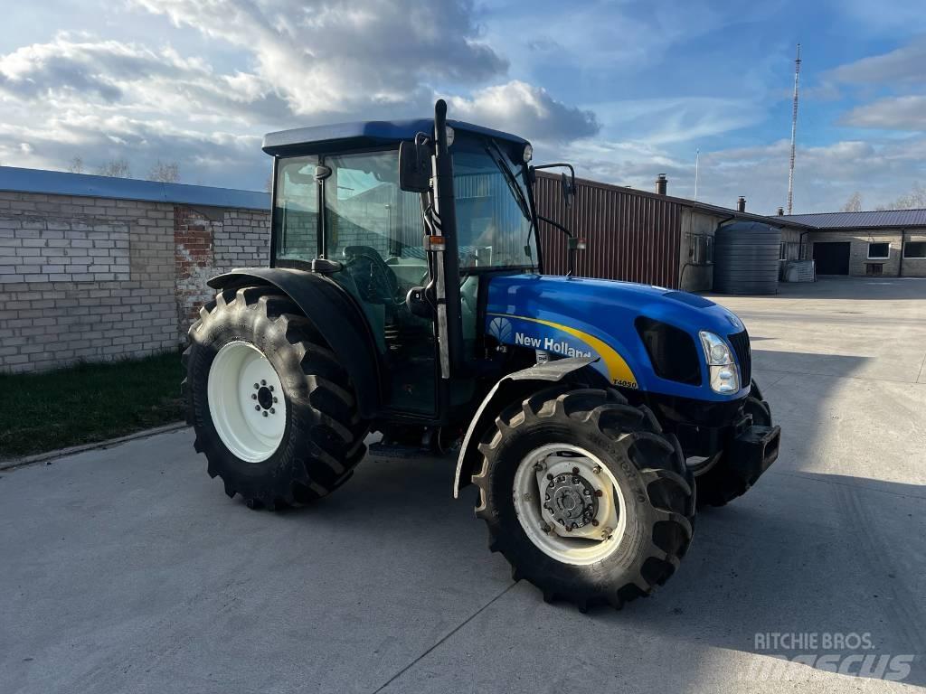 New Holland T 4050 Tractors