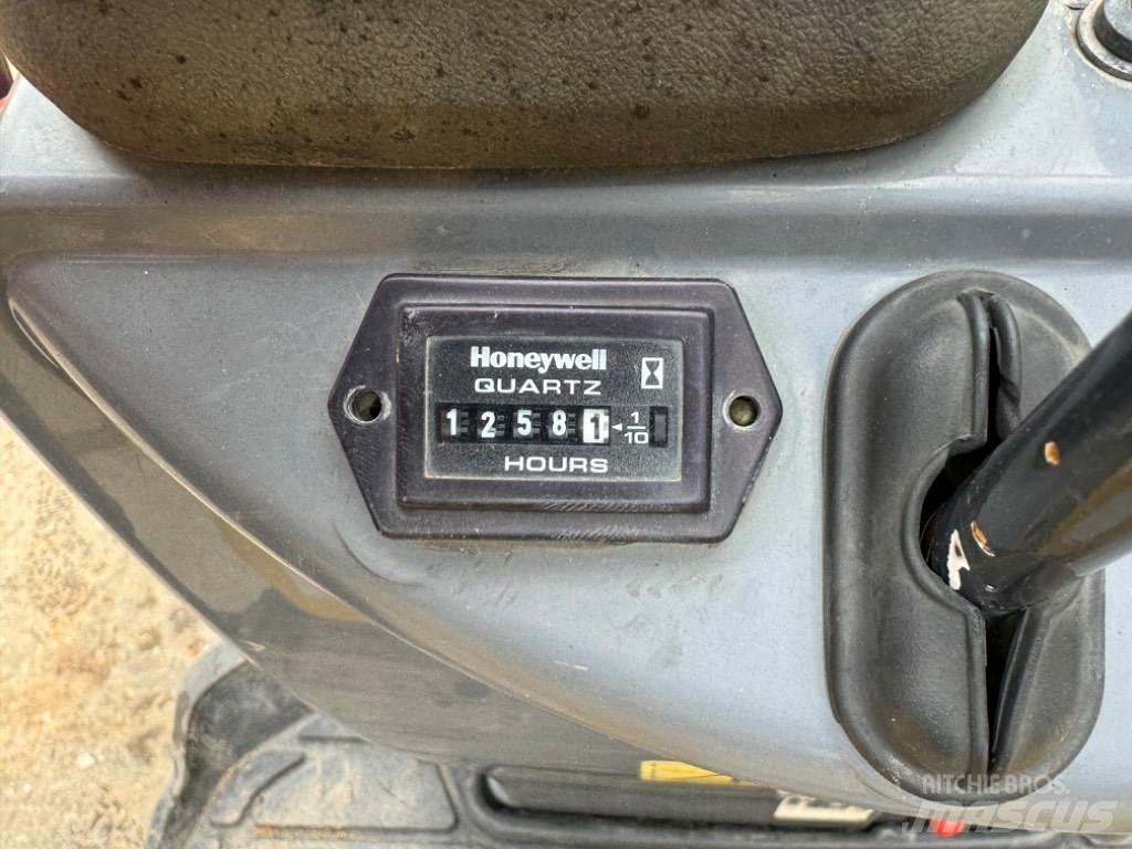 Yanmar SV08 (1C088) Mini Excavators <7t (Mini Diggers)