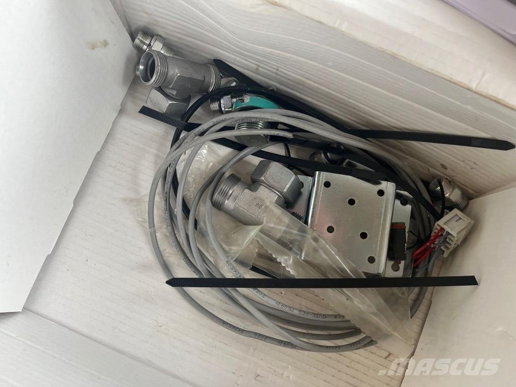 Steelwrist SQ 65 Quick Connectors