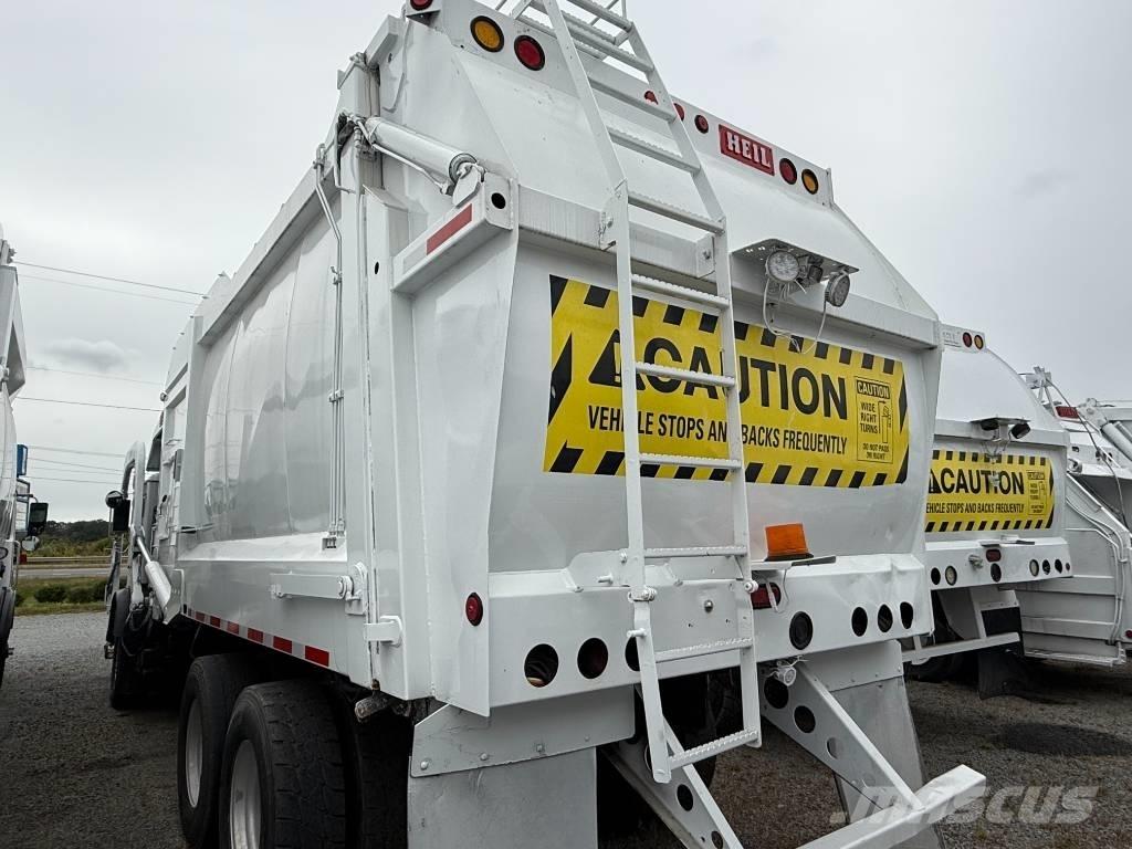 Mack MRU 613 Garbage Trucks / Recycling Trucks
