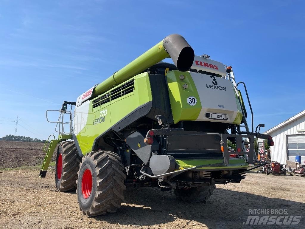CLAAS Lexion 770 Combine Harvesters