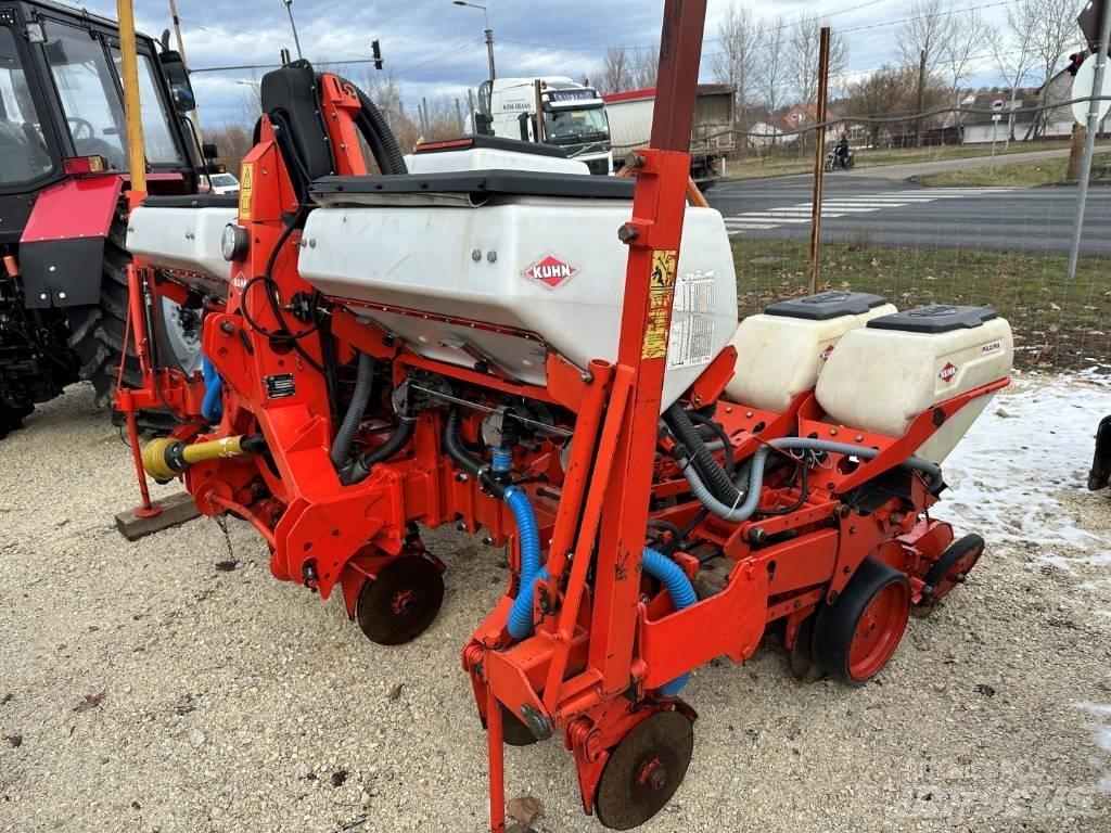 Kuhn Maxima 2 T Planters