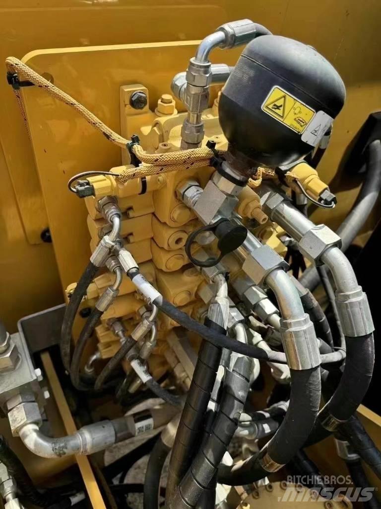 CAT 307 Mini Excavators <7t (Mini Diggers)
