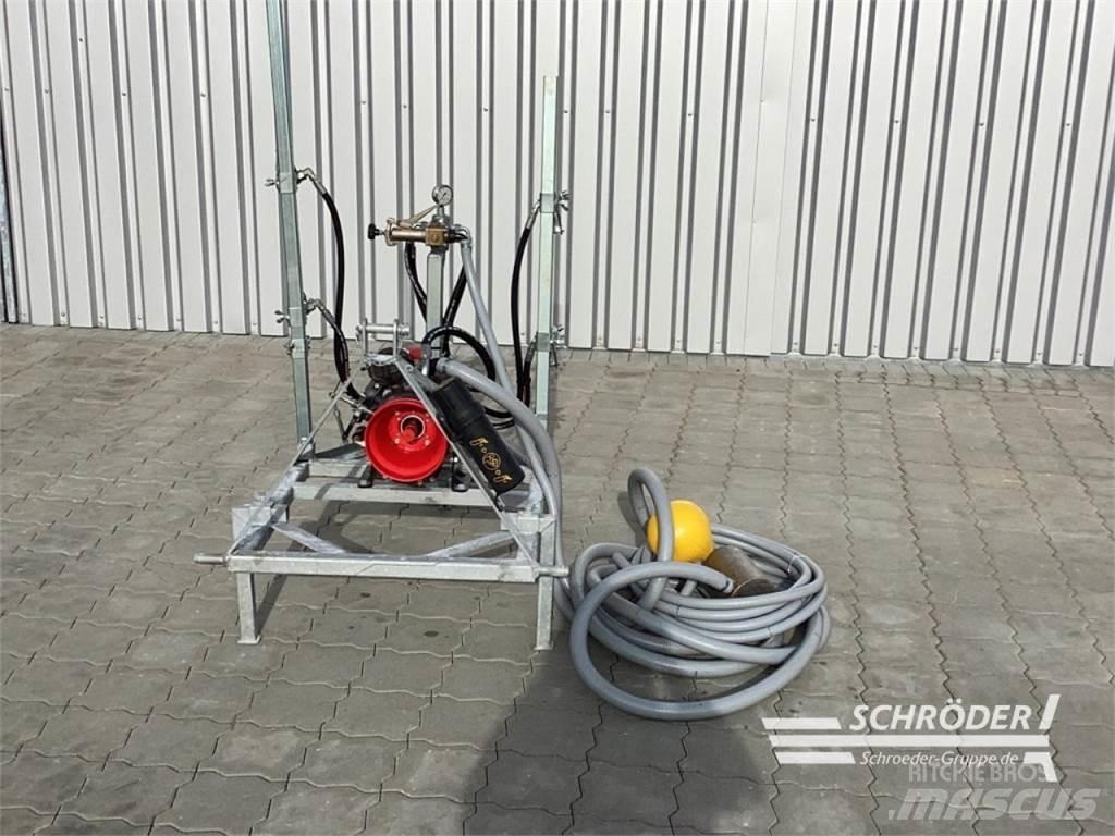  STRAßENREINIGER Farm Equipment - Others