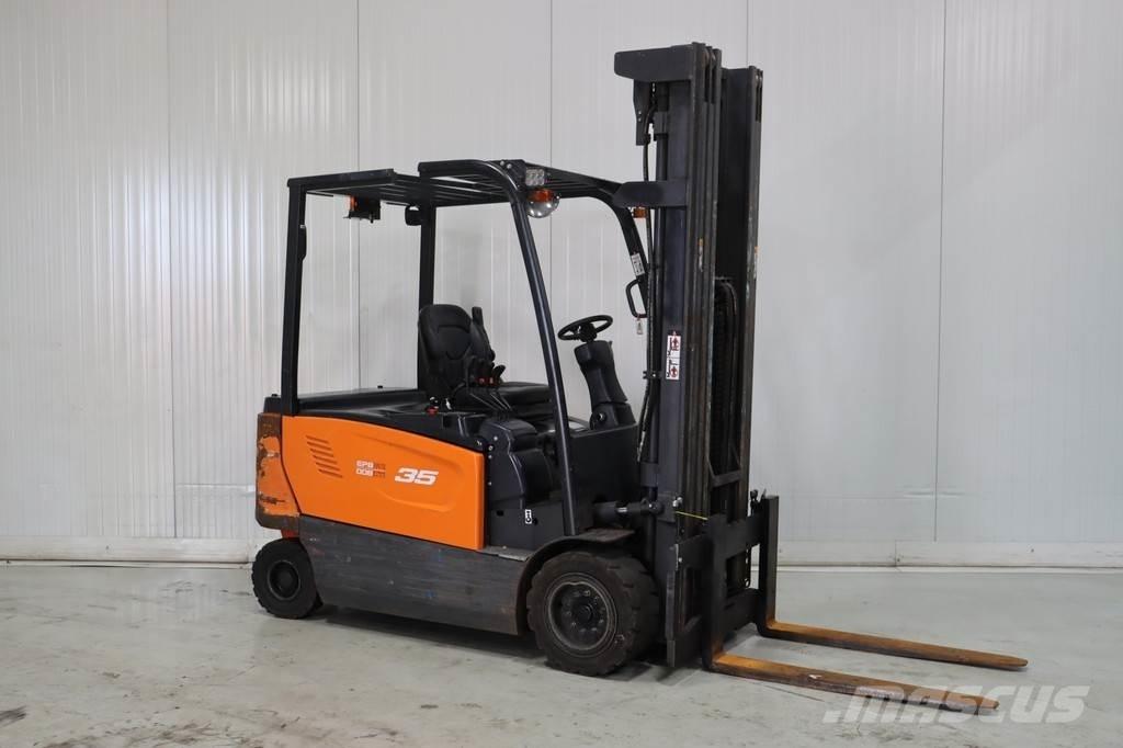 Doosan B35X-7 Electric Forklifts