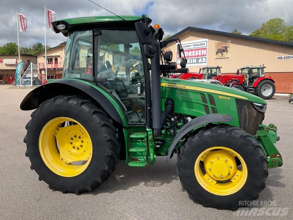 John Deere 5100 R Tractors