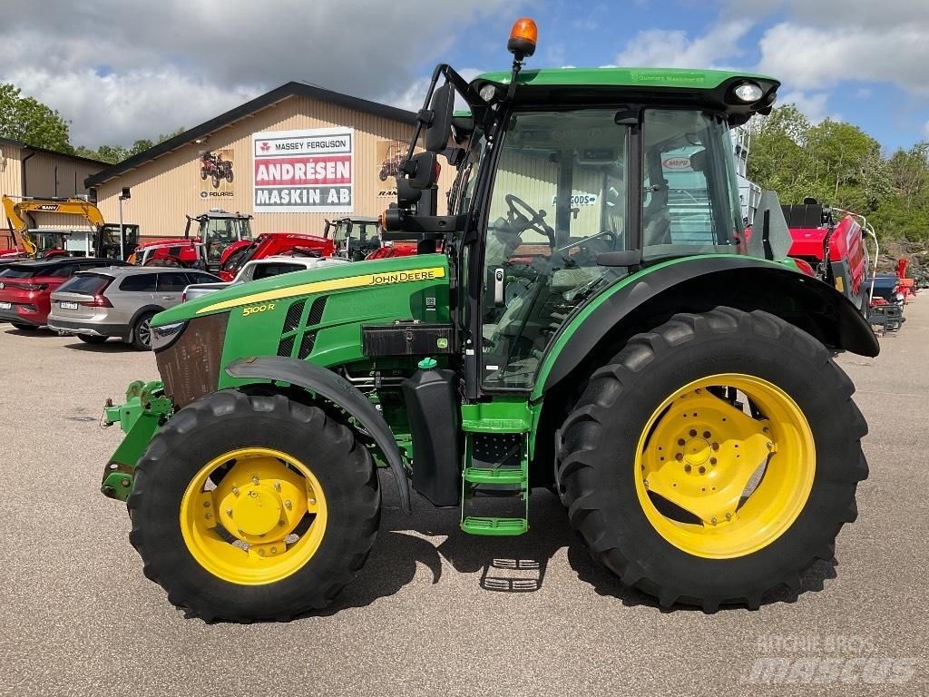 John Deere 5100 R Tractors