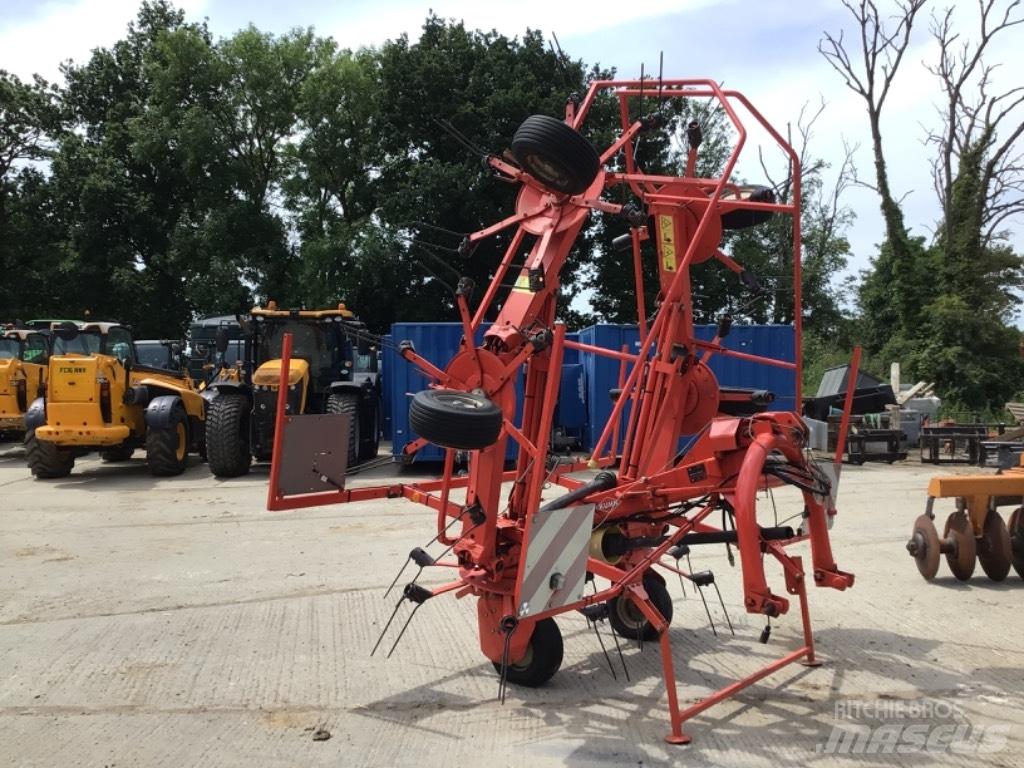 Kuhn GF 6502 Swathers \ Windrowers