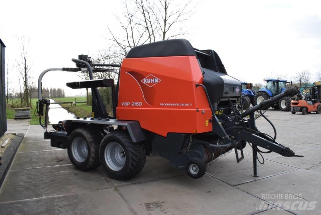 Kuhn VBP 2160 Round Balers