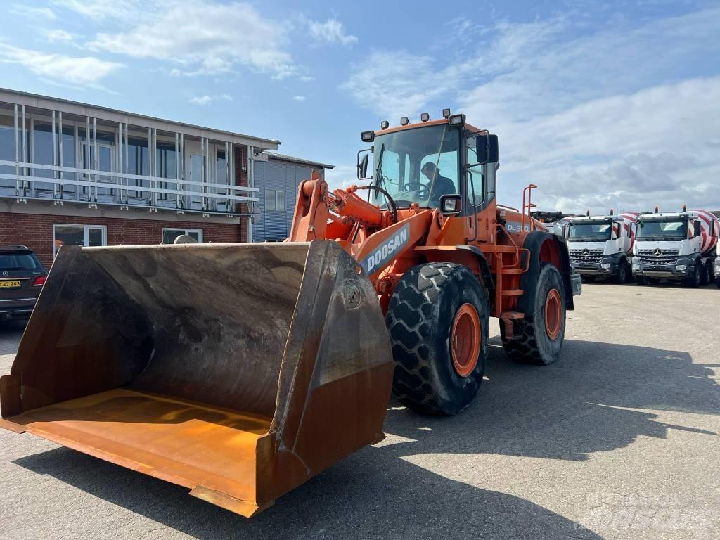 Doosan dl 300 Wheel Loaders