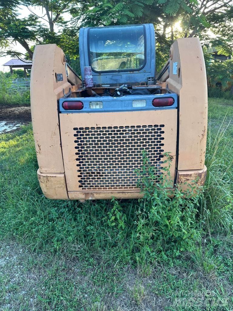 CASE SR 250 Skid Steer Loaders