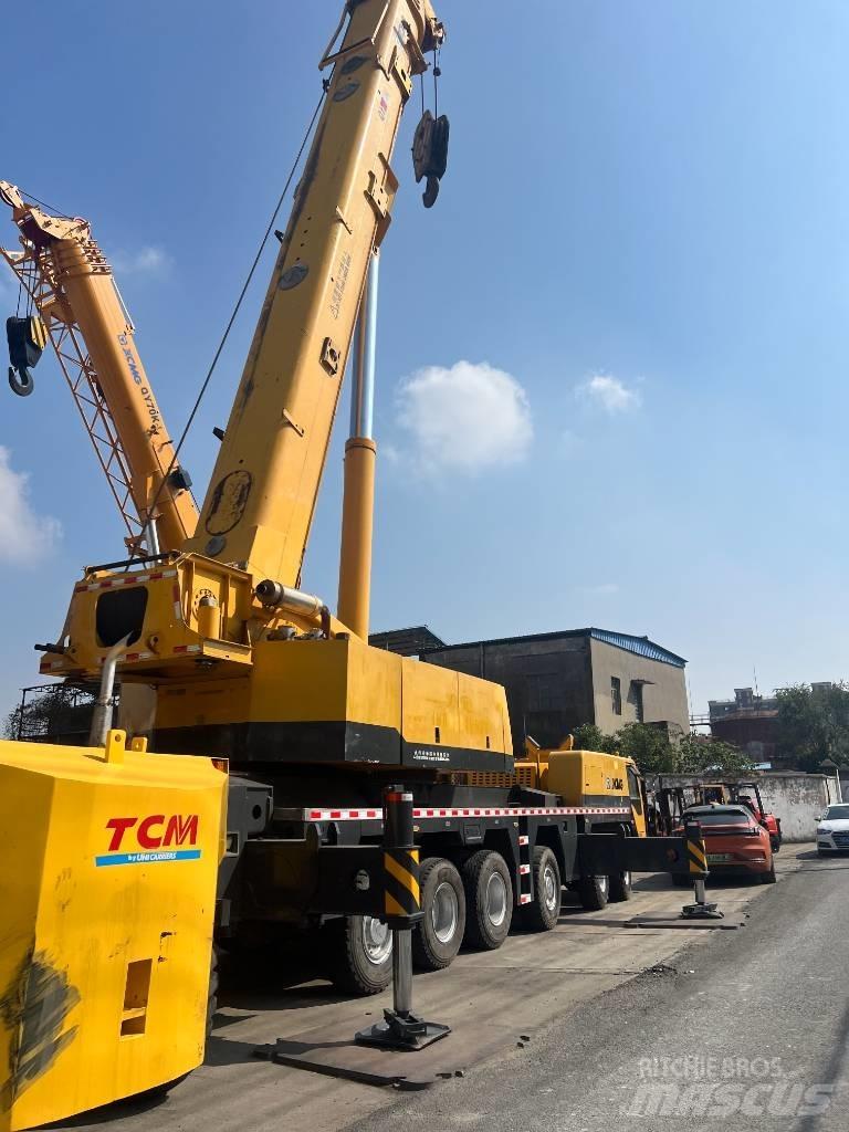 TCM FD250 Telescopic Handlers