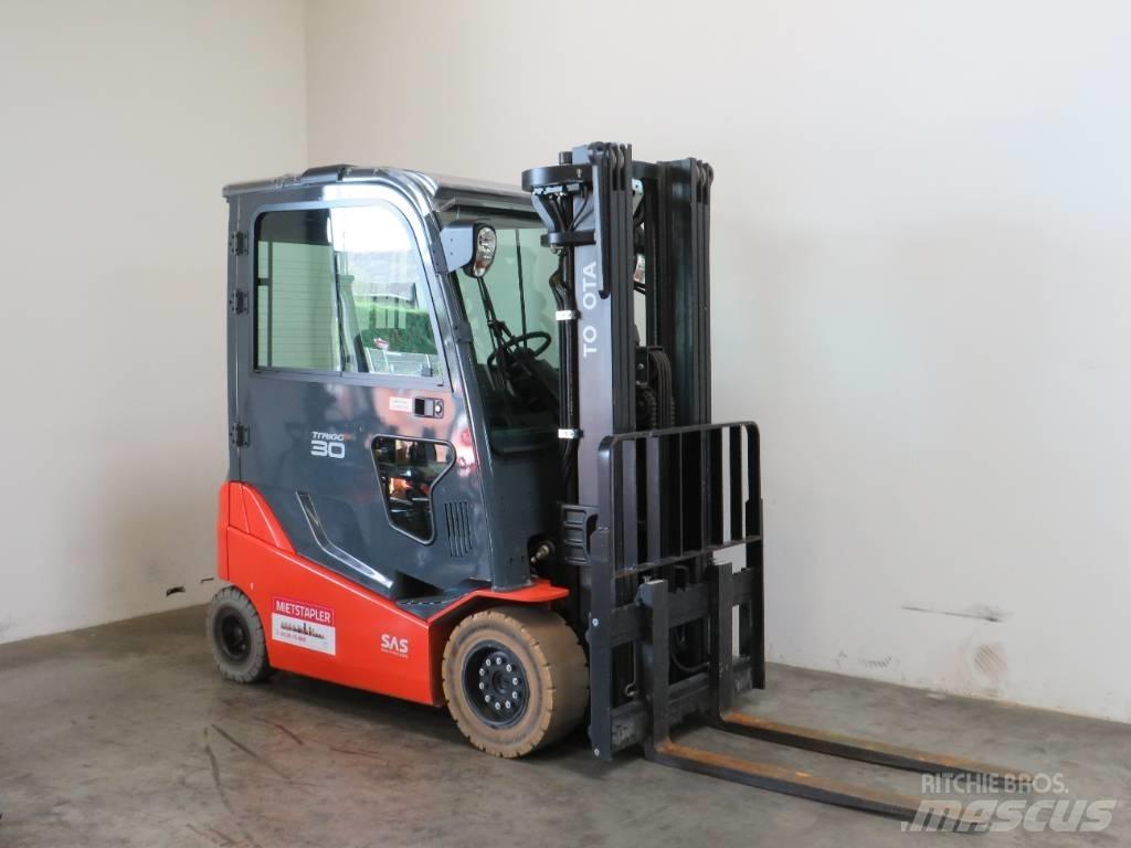 Toyota 8 FBMKT 30 Electric Forklifts