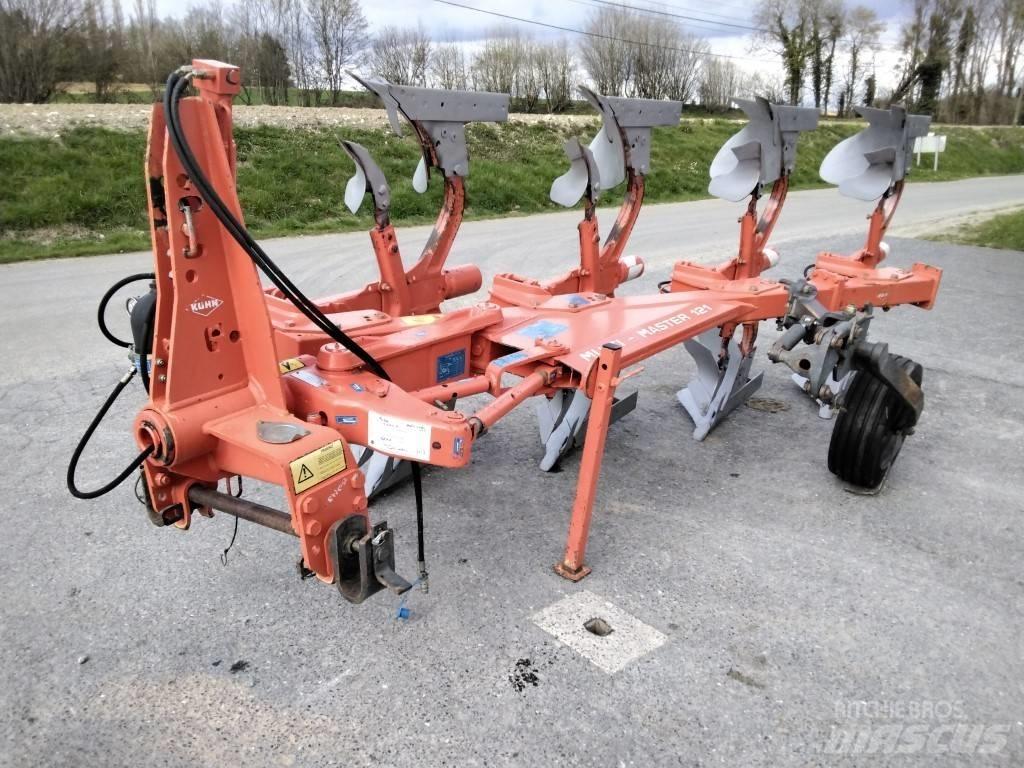 Kuhn VARIMASTER 121 Reversible ploughs